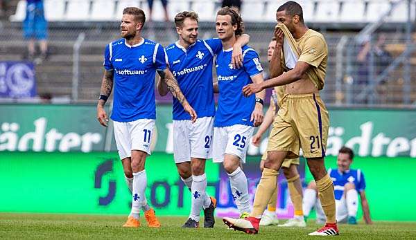 Darmstadt 98 ist mit einem Sieg und einer Niederlage in die Saison gestartet.