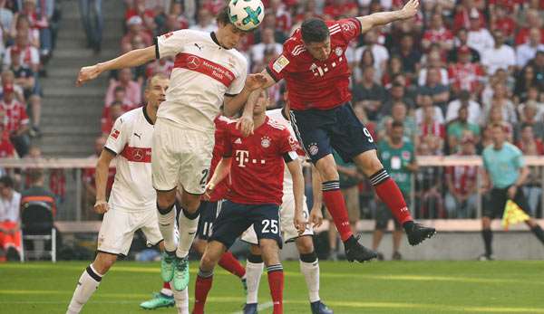Szene vom letzten Duell im Mai: Weltmeister Pavard (l.) und Co. siegten 4:1 bei den Bayern.