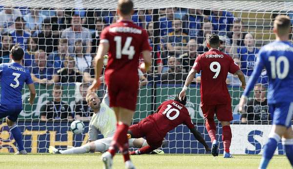 Sadio Mane trifft zur frühen Führung für Liverpool in Leicester.