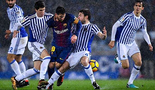 Spitzenreiter Barcelona ist zu Gast bei Real Sociedad.