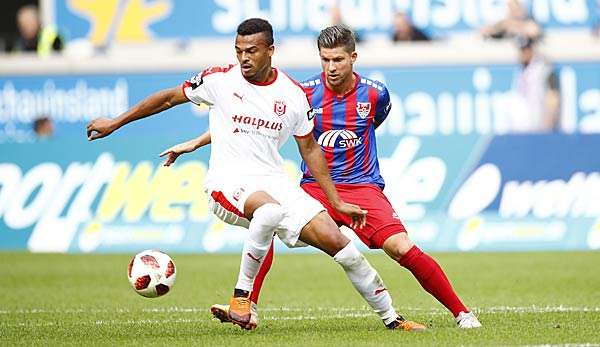 Der KFC Uerdingen würde bei einem Sieg weiterhin die Tabelle der dritten Liga anführen. 
