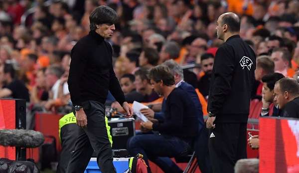 Joachim Löw muss im 168. Spiel als Bundestrainer eine deftige 0:3-Pleite gegen die Niederlande hinnehmen.