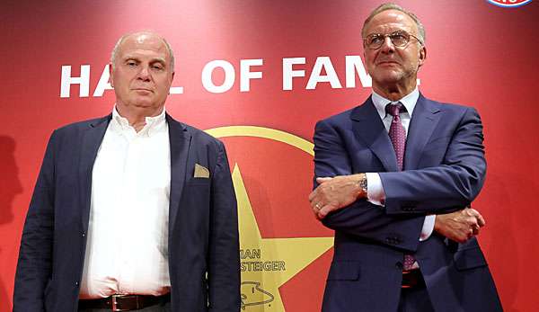 Auch Uli Hoeneß und Karl-Heinz Rummenigge melden sich bei der Pressekonferenz zu Wort.