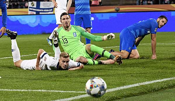 Finnland gewann das Hinspiel mit 2:0.