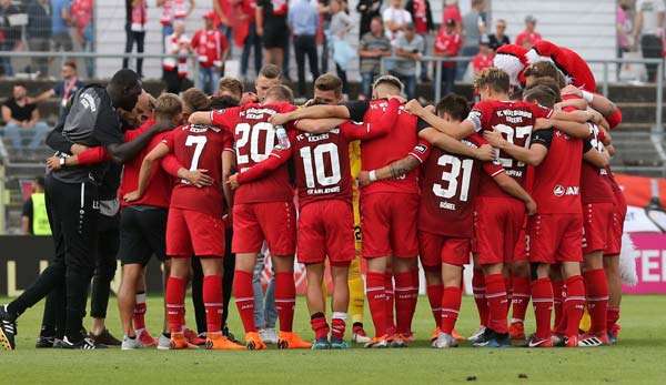 Die Würzburger Kickers treffen heute auf Fortuna Köln.