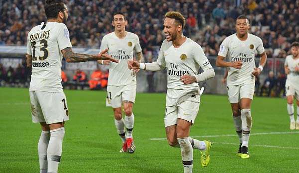 Neymar spielt bei Paris Saint-Germain.