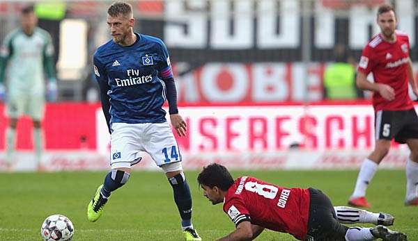 Der HSV spielt heute gegen den SC Paderborn.  