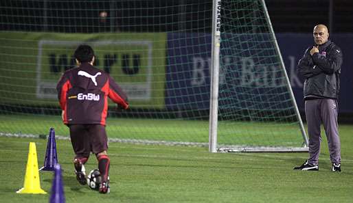 Unmittelbar nach seinem Amtsantritt leitete Christian Gross das Training der Stuttgarter