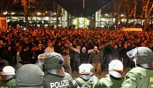 Mit einem offenen Brief an die Fans will der VfB Stuttgart weitere Tumulte verhindern