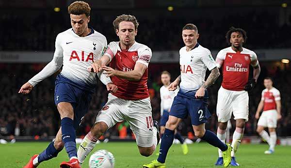 Nach der Pleite gegen Southampton am Wochenende zog der FC Arsenal auch im Derby gegen die SPurs und Dele Alli (links) den Kürzeren.