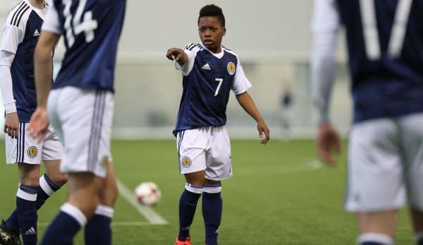 Karamoko Dembele wird Profi von Celtic Glasgow - mit 15.