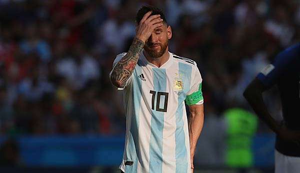 Argentiniens Trainer Scaloni hat über eine Rückkehr von Lionel Messi gesprochen.
