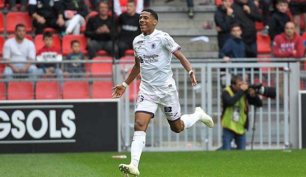 Jean-Clair Todibo kommt vom FC Toulouse zu den Katalanen. 