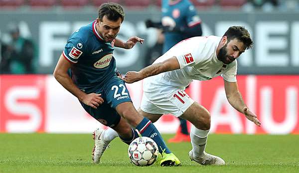 Fortuna Düsseldorf hat unlängst seinen Vertrag mit Trainer Friedhelm Funkel verlängert.