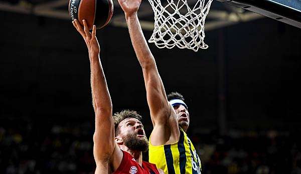 Bayern München hat in der Basketball-EuroLeague für eine Überraschung gesorgt. 