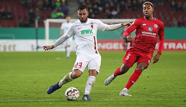 Der FC Augsburg befindet sich aktuell auf Talfahrt und wartet nun schon lange auf einen Sieg.