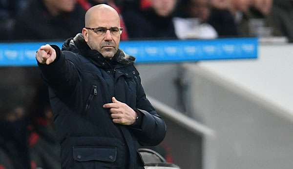 Peter Bosz hat mit Bayer Leverkusen gegen den FC Bayern gewonnen.