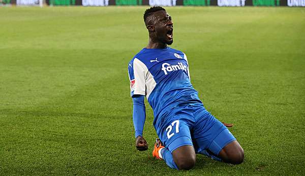 Kingsley Schindler brachte Kiel in Führung. 
