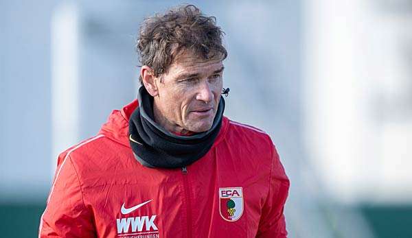 Oliver Kahn hat sich zum Engagement von Jens Lehmann beim FC Ausgburg geäußert.