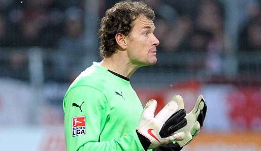 Jens Lehmann sah vor Stuttgart auch schon bei Dortmund und Arsenal Platzverweise