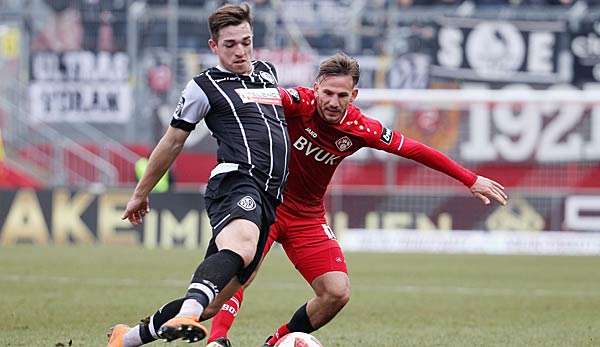Der Tabellenletzte Aalen empfängt die 15. Mannschaft (SG Großaspach) der Tabelle in Liga Drei.