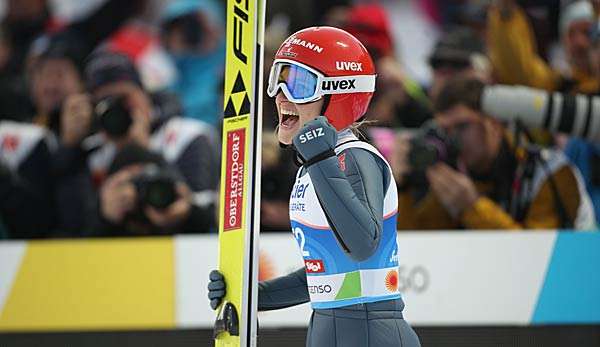 Katharina Althaus ist bei der WM in Seefeld zur Silbermedaille geflogen. 