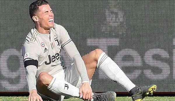 Ronaldo verletzte sich beim Spiel gegen Bologna am Sprunggelenk. 