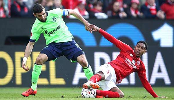 Der FC Schalke 04 hofft heute auf den Caligiuri und dessen Kaltschnäuzigkeit vor dem Tor.