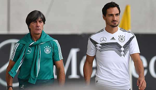 Standen lange Zeit gemeinsam für Erfolg in der Nationalmannschaft: Abwehrchef Mats Hummels und Bundestrainer Joachim Löw.