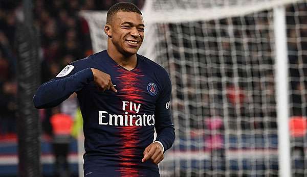 Kylian Mbappe versicherte seinen Verbleib bei Paris Saint-Germain.
