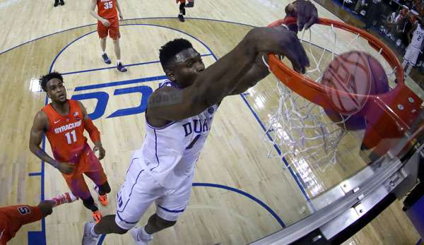 Zion Williamson ist mit einer dominanten Vorstellung zurück aufs NCAA-Parkett gekehrt. 