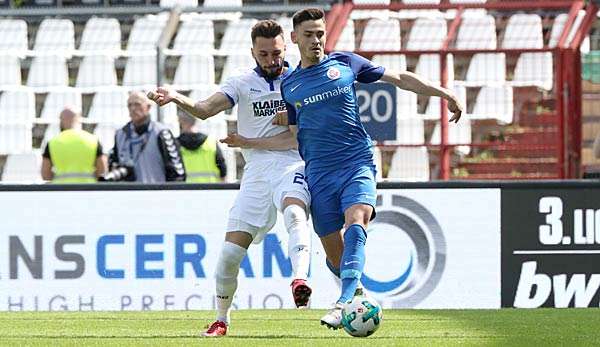 Am heutigen Samstag empfängt der KSC die Gäste von Hansa Rostock und SPOX verrät euch wo ihr das Spiel live im TV und Livestream verfolgen könnt.