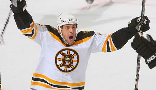 Marco Sturm traf zur 2:0-Führung für die Boston Bruins