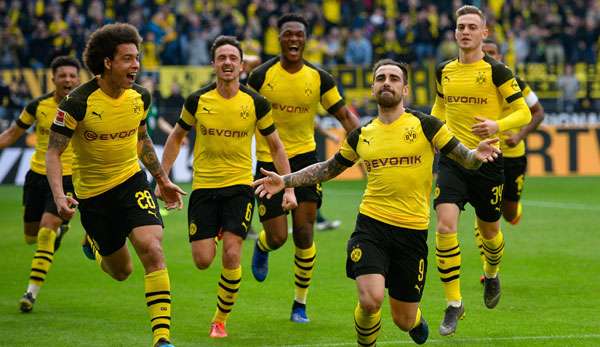 Paco Alcacer war mit seinen Toren gegen Wolfsburg der Held des Tages.