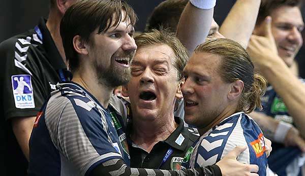 Feiern den EInzug ins EHF-Cup-Viertelfinale: Nationalspieler Fabian Wiede (links) und Berlins bestewr Werfer Mattias Zachrisson (rechts).