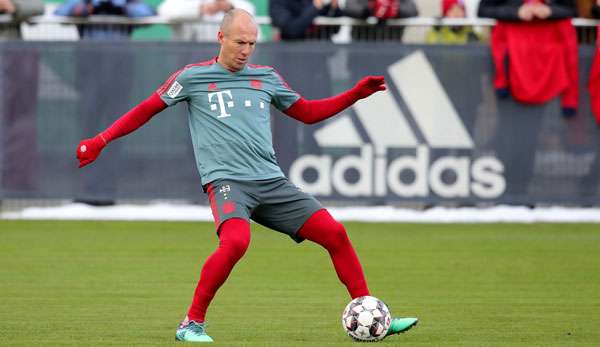 Arjen Robben trainierte am Montag eine halbe Stunde individuell.