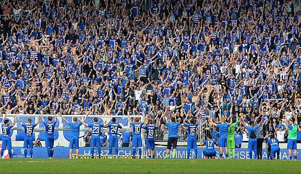 Der HSV wirbt aus Versehen mit den Magdeburg Fans. 
