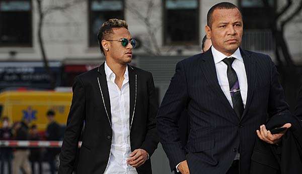 Der Vater von Neymar äußert sich über die Zukunft seines Sohnes. 