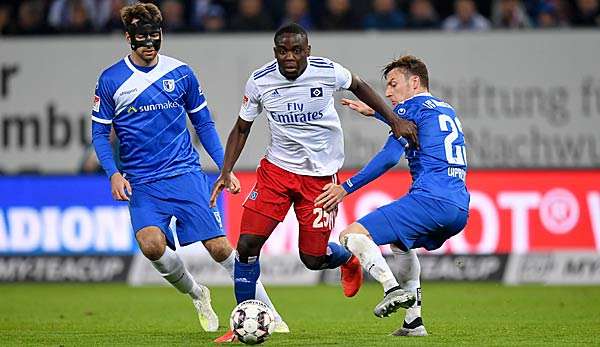 Heute Nachmittag stehen drei Spiele der 2. Liga auf dem Spielplan. Hamburg und Heidenheim wollen mit einem "Dreier" die Chance auf den Aufstieg weiter am Leben halten.