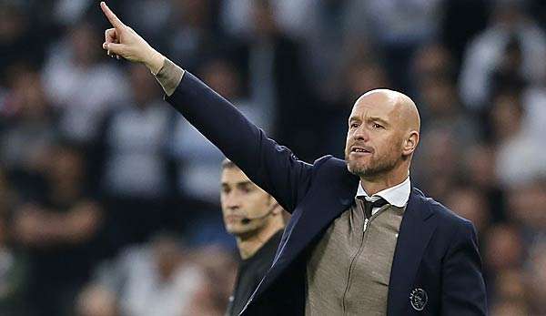 Erik ten Hag steht seit Dezember 2017 beim niederländischen Traditionsverein Ajax Amsterdam unter Vertrag. 