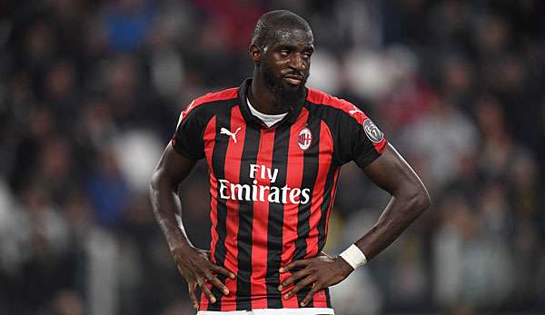 Tiemoue Bakayoko dementiert, dass er sich einer Einwechslung gegen Bologna verweigert habe.