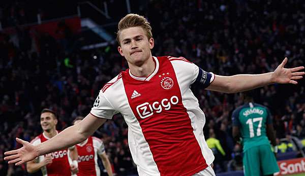 Matthijs de Ligt traf gegen Tottenham Hotspur per Kopf.