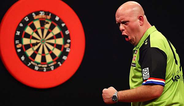 Michael van Gerwen hat die Premier League gewonnen.