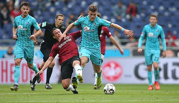 Florian Niederlechner läuft ab sofort für den SC Freiburg auf.