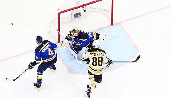 Die Boston Bruins haben Spiel 3 gegen die St. Louis Blues gewonnen.