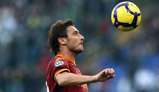 Francesco Totti vom AS Rom ist als Unicef-Botschafter unterwegs