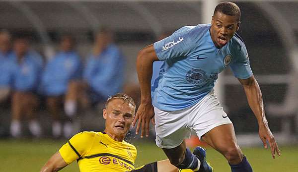 Angeblich ist Borussia Mönchengladbach an Lukas Nmecha von Manchester City interessiert.