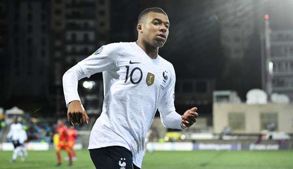 Kylian Mbappe wurde mit der französischen Nationalmannschaft im vergangenen Jahr Weltmeister.