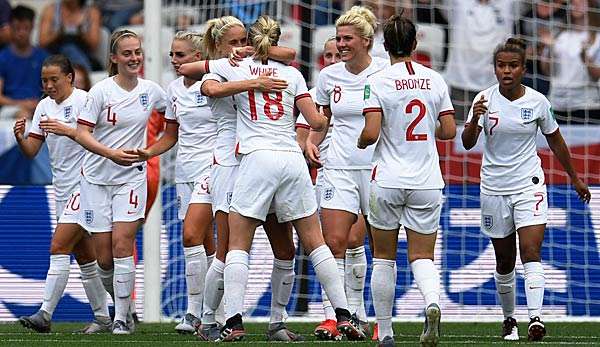 Das Mutterland des Fußballs, England, ist souverän durch die Gruppenphase der Frauen-WM marschiert. Die englischen Frauen holten in drei Spielen drei Siege.