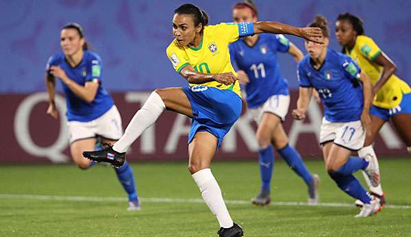 Marta repräsentiert den Frauen-Fußball wie kaum eine andere Spielerin im Weltfußball. 